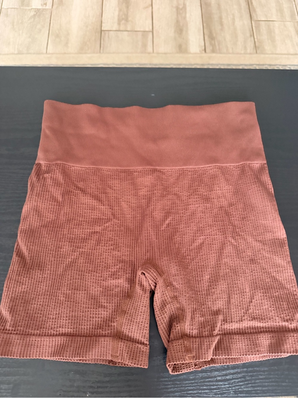 Colsie Ribbed High-Waist Bike Shorts in Rust